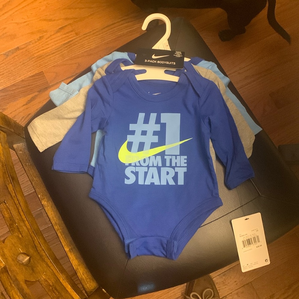 3 month 3 pack baby bodysuits